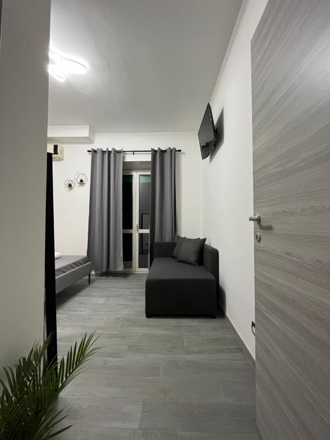 Dm Rome Holiday Exterior foto