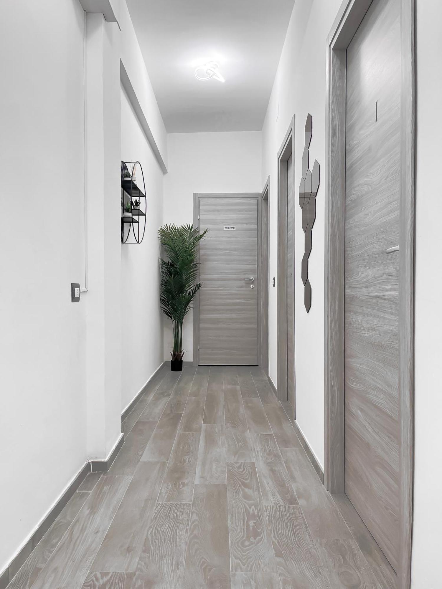 Dm Rome Holiday Exterior foto